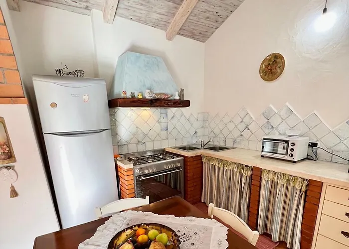 Iss Travel, Li Funnesi House - With Private Garden, Air-condition And Two Bathrooms * San Teodoro (Sardinia)