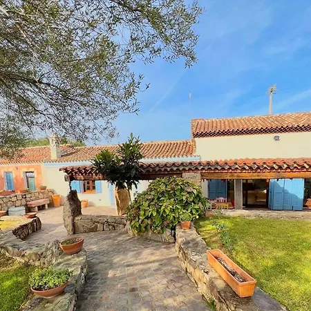 Iss Travel, Li Funnesi House - With Private Garden, Air-condition And Two Bathrooms 圣特奥多罗